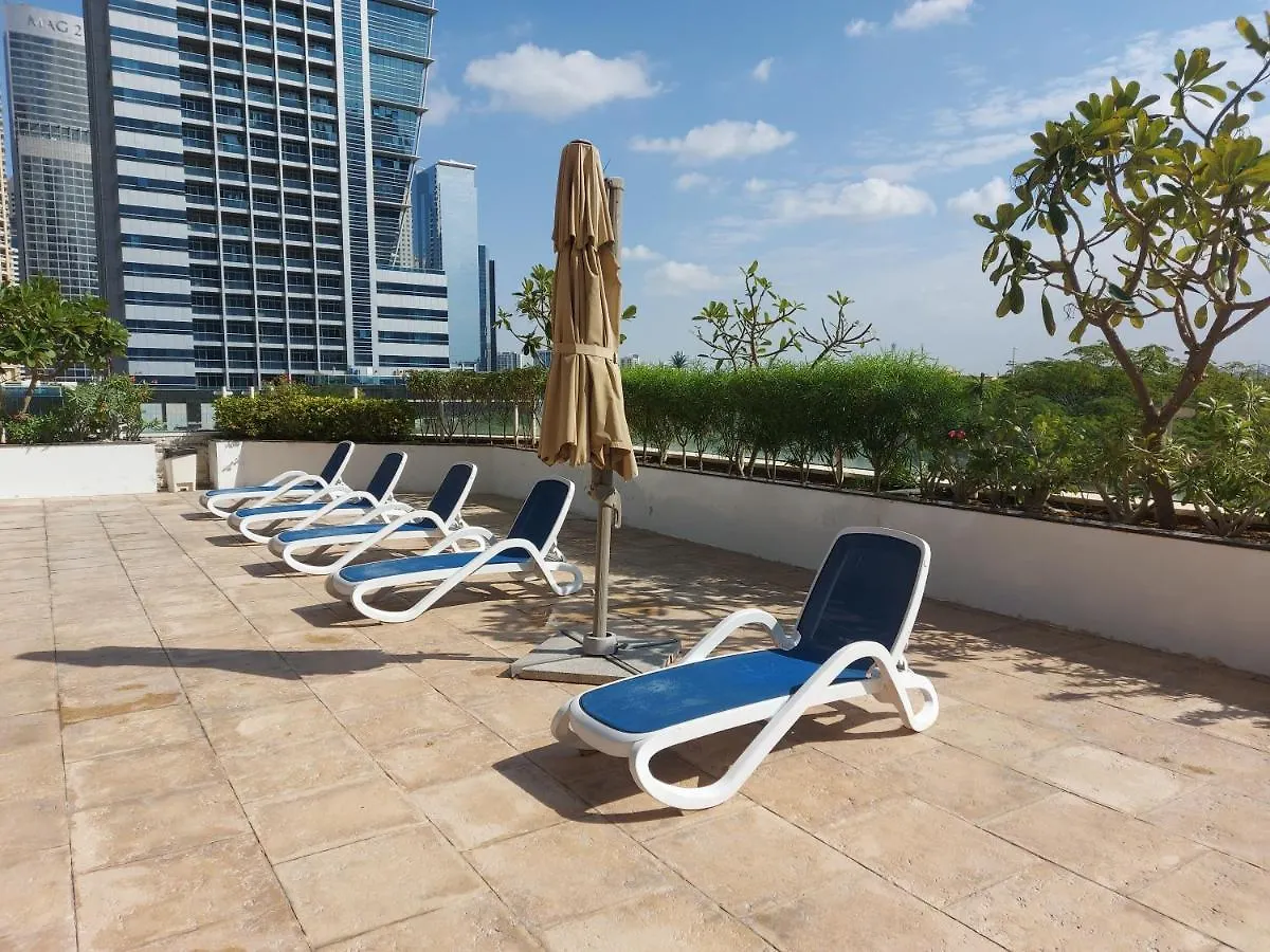 White Sage - Gorgeous Apartment In Jlt Near The Metro Station Dubai